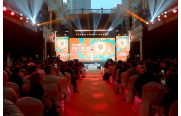 ������֮�ǡ������þC���wƷ�����̰l(f��)�����(hu��)¡���e��