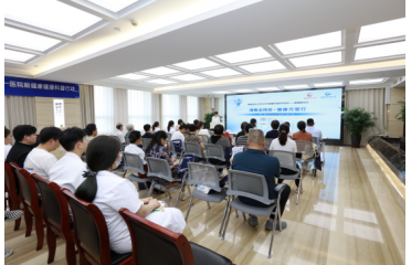 ������ȫҕ�X�������f���С����������W(xu��)2025���۽�������ϵ�л��(d��ng)���M(j��n)ʯ���f