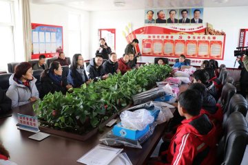 ˮF(tun)^(q)ίM_(ki)չഺc(din)΢ԸA(mng)Є(dng)