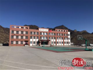 �������ӎX����У�������ӎX�l(xi��ng)�WУ����m