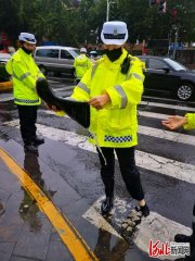 �ӱ����������Ј�(ji��n)�ر���ͨ